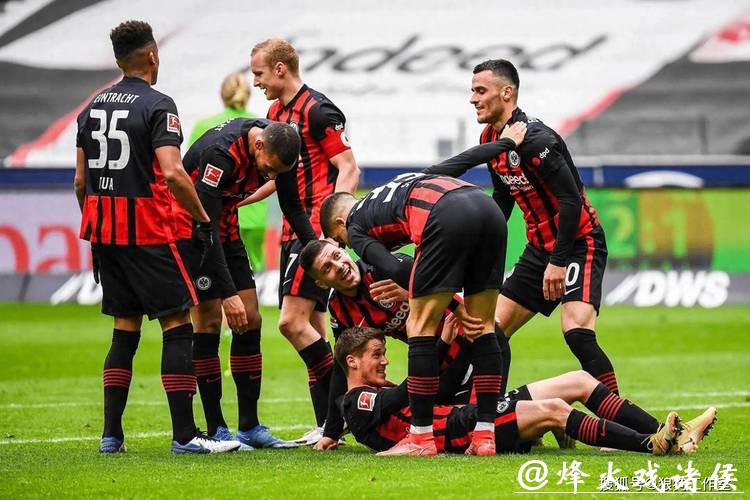 德国杯-勒沃库森逆转柏林联合 法兰克福胜不莱梅 德国杯-勒沃库森逆转柏林联合 法兰克福胜不莱梅