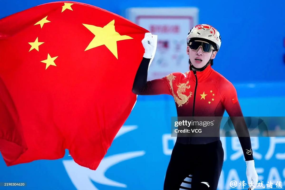 孙龙和林孝埈这个交棒+超越,太丝滑太漂亮了! 孙龙和林孝埈这个交棒+超越,太丝滑太漂亮了!