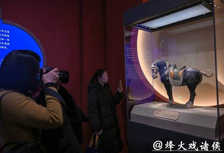 国博推出马年新春文化展 国博推出马年新春文化展